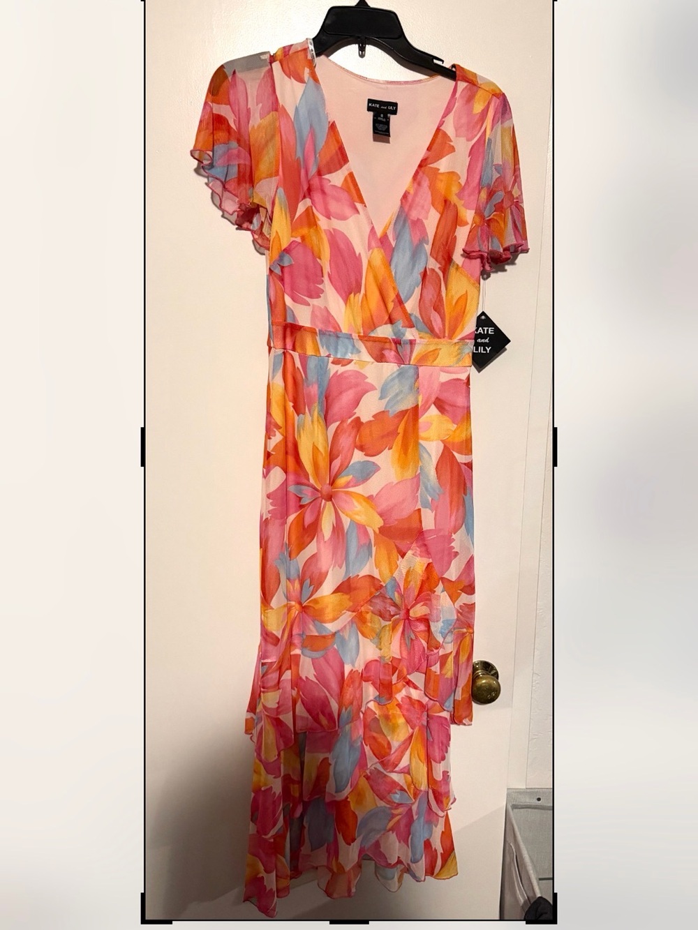 Nine West Floral V-Neck Maxi Dress in Pink & Orange